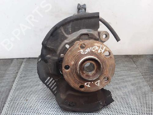 Used Right front steering knuckle Right front steering knuckle TOYOTA AURIS (_E15_) [2006-2013] 2900609 2900609