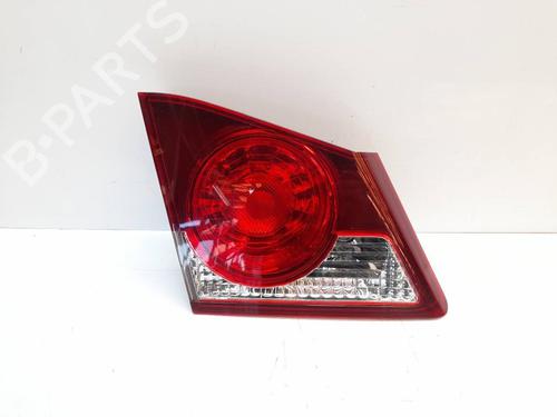 Used Left tailgate light Left tailgate light 15905387 15905387