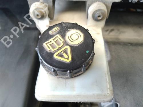Used Brake master cylinder Brake master cylinder 15124397 15124397