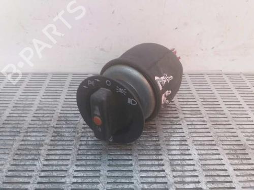 Commande de phare Commande de phare MERCEDES-BENZ MB Van (W631) D (631.332, 631.342) (75 hp) 2589746 2589746