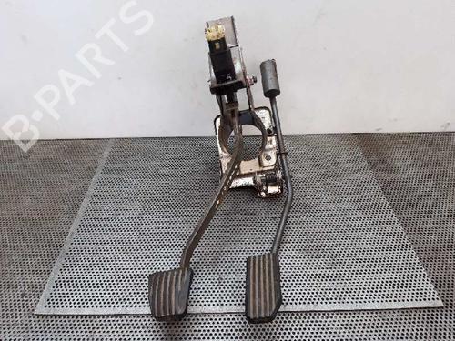 Used Break pedal Break pedal 8768045 8768045