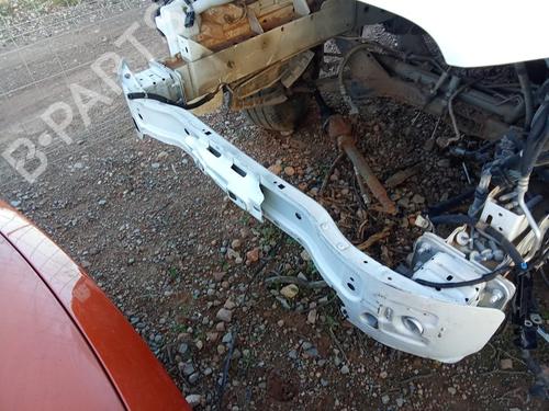 Used Front bumper reinforcement Front bumper reinforcement 32497499 32497499