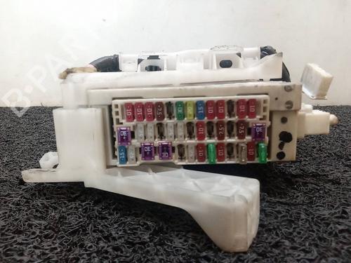 Used Fuse box Fuse box 4416156 4416156