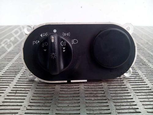 Headlight switch FORD MONDEO I (GBP) 2.0 i 16V 4x4 (132 hp) 1356521