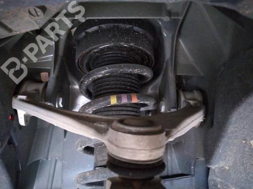 Used Left front suspension arm Left front suspension arm JAGUAR XE (X760) 2.0 D (180 hp) 8050861 8050861