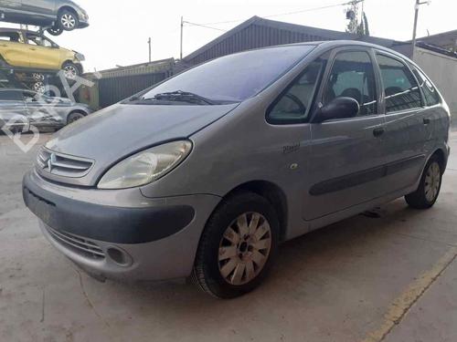 Headlight switch CITROËN XSARA PICASSO (N68) 2.0 HDi | BP30717931I24 