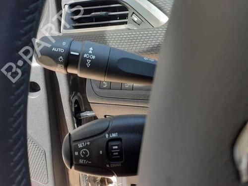 Used Headlight switch PEUGEOT 2008 I (CU_) 1.2 THP 130 / PureTech 130 (130 hp) 28534865