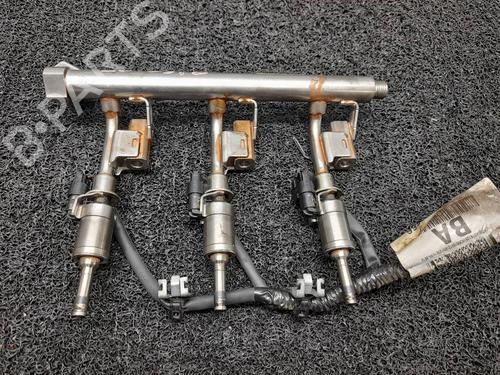Used Injection rail Injection rail 7111938 7111938