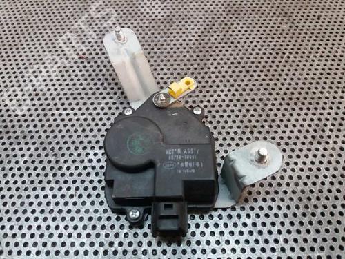 Compressor do fecho central HYUNDAI GETZ (TB) 1.5 CRDi (88 hp) 10243751