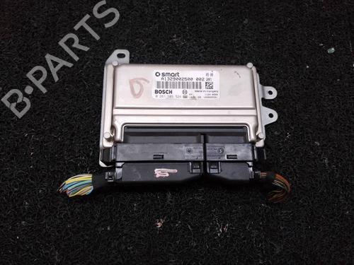 Used Engine control unit (ECU) Engine control unit (ECU) SMART FORTWO Coupe (451) 1.0 (451.331, 451.380) (71 hp) 10539494 10539494