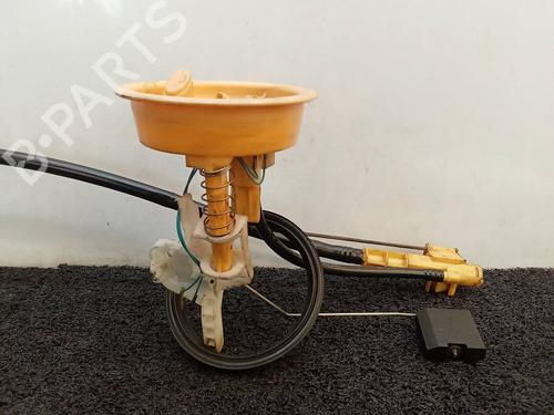 Used Fuel pump BMW 3 (E46) 320 d (150 hp) 7662182