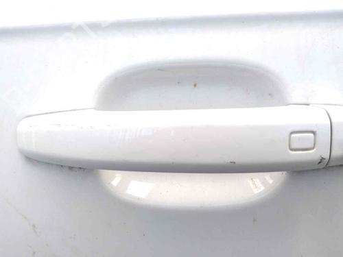 front-left-exterior-door-handle-audi-a4-b8-8k2-20-tdi-2007-2008-2009-2010-2011-2012-2013-2014-2015-2016-2017-17988229 main image
