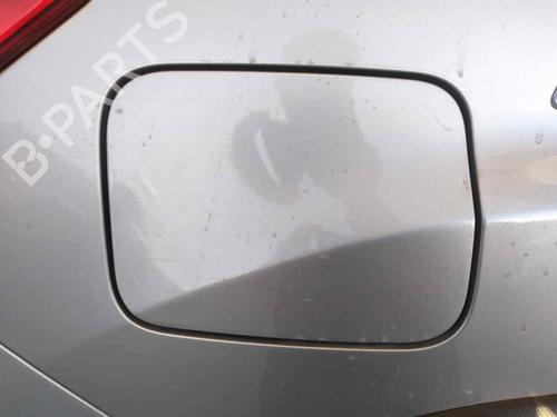fuel-flap-subaru-xv-_gp_-2011-22552981 main image