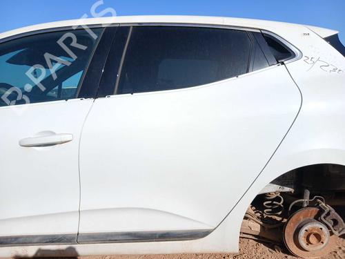 left-rear-door-renault-clio-v-b7_-2019-38559738 main image