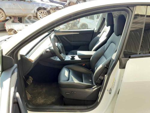 Front windshield wiper arm TESLA MODEL Y (5YJY)  | BP29532455C143 