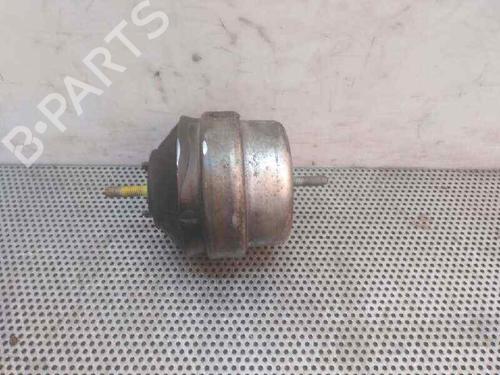 Used Engine mount SKODA SUPERB I (3U4) 2.0 TDI (140 hp) 10243637