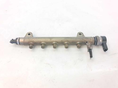 Used Injection rail Injection rail 37232223 37232223