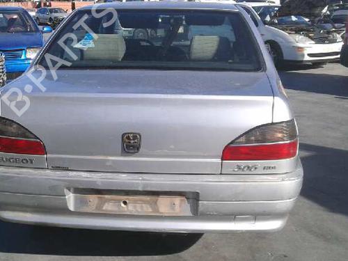 Right taillight PEUGEOT 306 (7B, N3, N5) 2.0 HDI 90 | BP63280C35 