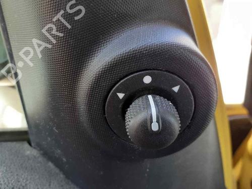 mirror-switch-fiat-500l-351_-352_-2012-26000503 main image