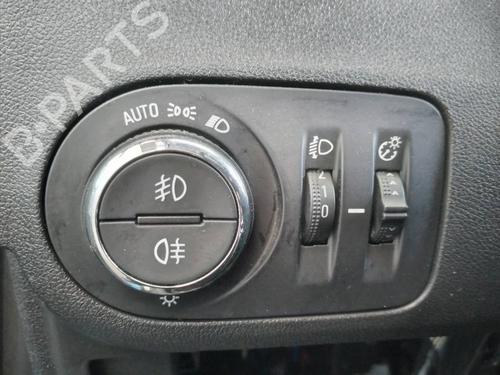 Forlygtekontakt OPEL CROSSLAND X / CROSSLAND (P17, P2QO) 1.2 (75) (110 hp) 13876572