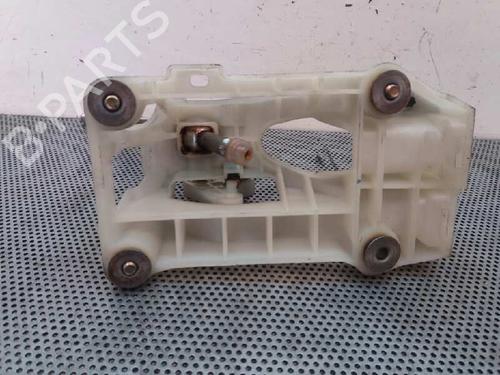 Gear lever TOYOTA YARIS (_P1_) 1.0 (SCP10_, SCP10R) | BP7408050M90 
