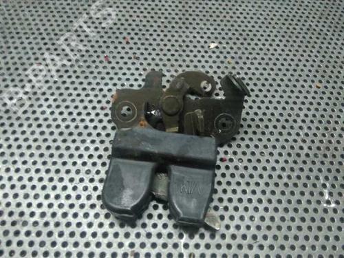 Used Tailgate lock Tailgate lock KIA SEPHIA Saloon (FA) [1992-2001] 895676 895676