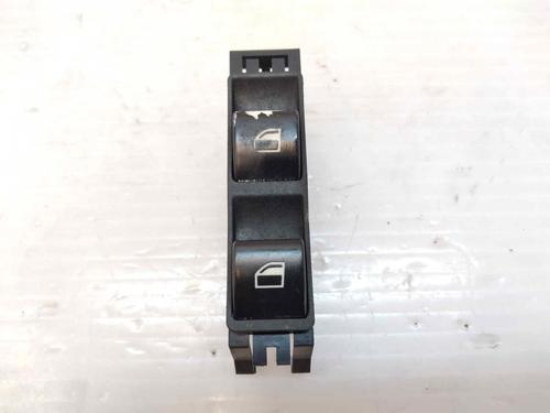 Used Right front window switch Right front window switch BMW 3 (E46) 323 i (170 hp) 24627828 24627828