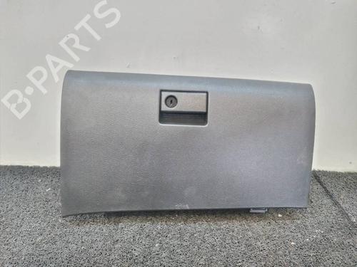Used Glove box Glove box 4437806 4437806
