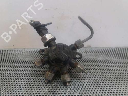 Used Injection rail Injection rail 2986776 2986776
