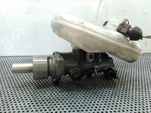 Used Brake master cylinder Brake master cylinder CITROËN XSARA (N1) [1997-2005] 1596023 1596023