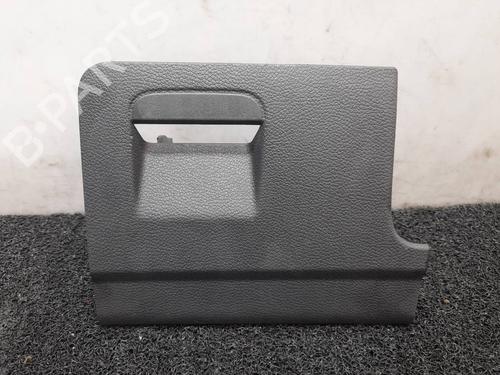 Used Glove box Glove box VW GOLF V (1K1) [2003-2010] 7068189 7068189