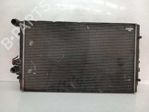 Used Water radiator Water radiator 37417321 37417321