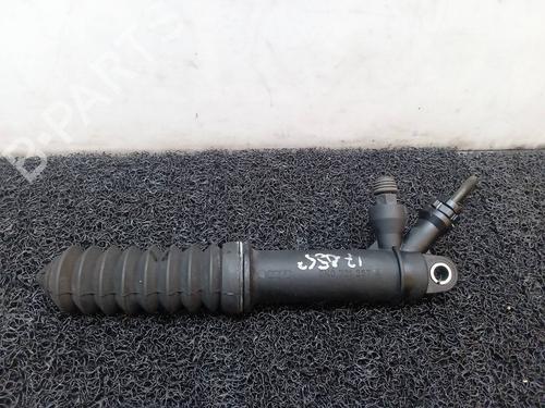 Used Clutch slave cylinder Clutch slave cylinder 14033650 14033650