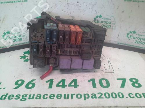 Used Fuse box RENAULT LAGUNA II (BG0/1_) 1.9 dCi (BG08, BG0G) (120 hp) 589504