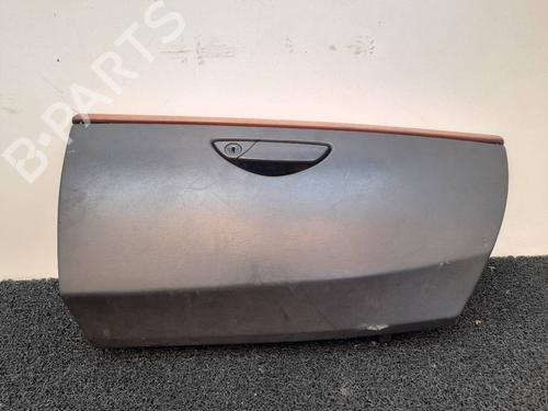 Used Glove box Glove box 7254480 7254480