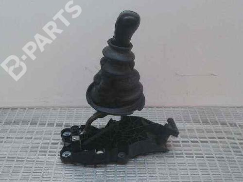 Used Manual gearbox selector Manual gearbox selector FORD FUSION (JU_) 1.4 TDCi (68 hp) 7407979 7407979
