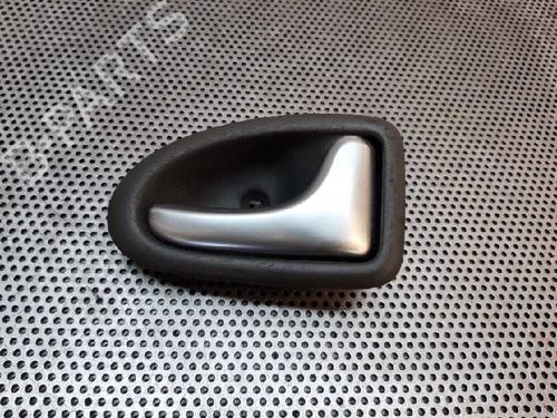 Used Front right interior door handle Front right interior door handle 4838952 4838952