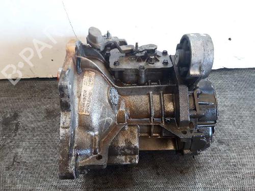 Used Gearbox CHRYSLER VOYAGER IV (RG, RS) 2.5 CRD (141 hp) 1567747