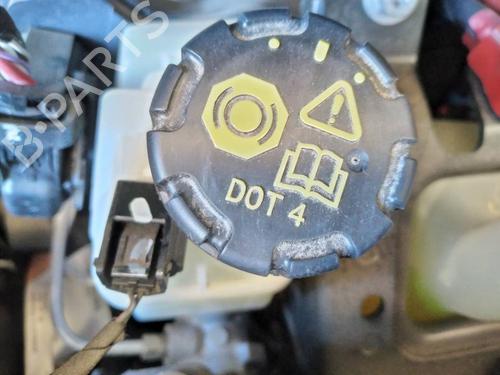 Used Brake master cylinder Brake master cylinder 19708470 19708470
