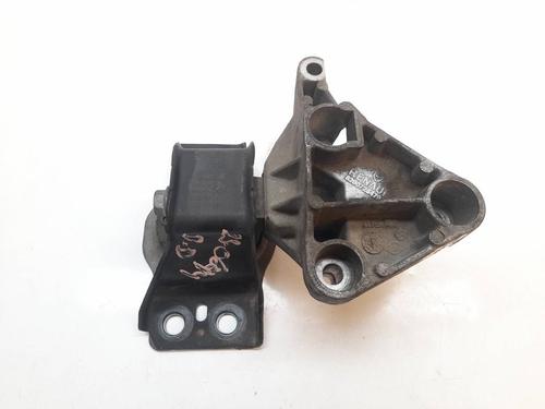 engine-mount-dacia-sandero-8200592642-8200726479-2008-16339649 main image