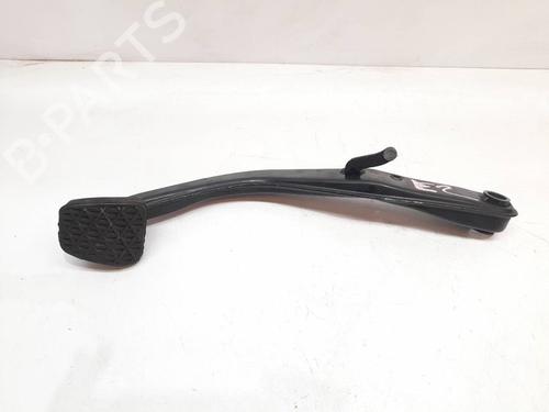 Used Break pedal Break pedal MERCEDES-BENZ E-CLASS (W211) E 270 CDI (211.016) (177 hp) 8768513 8768513