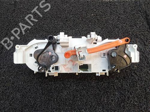 Climate control PEUGEOT 208 I (CA_, CC_) 1.2 VTI 82 | BP4722804I5 