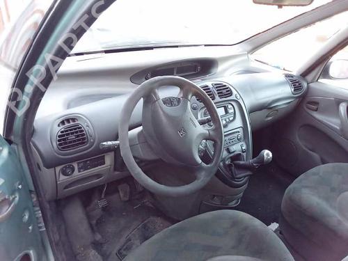 Left headlight CITROËN XSARA PICASSO (N68) 2.0 HDi | BP6808866C28 