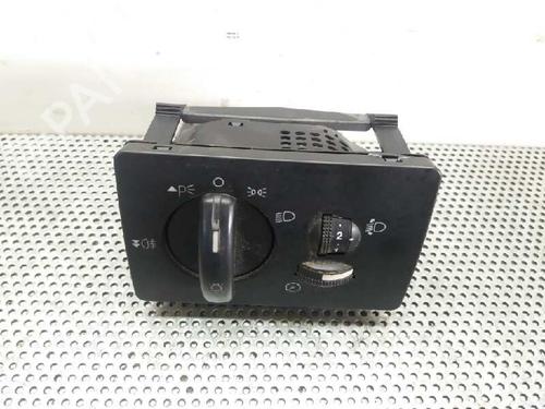 Used Headlight switch Headlight switch FORD FOCUS II (DA_, HCP, DP) [2004-2013] 3018319 3018319