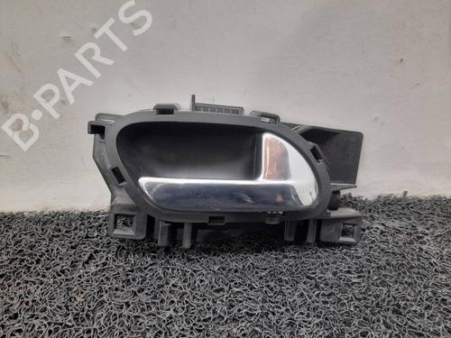Used Rear right interior door handle Rear right interior door handle 8403163 8403163