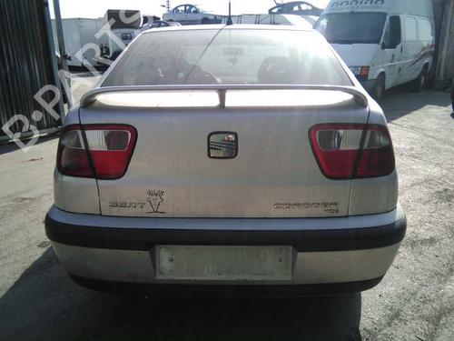 Right headlight SEAT CORDOBA (6K1, 6K2) 1.9 TDI | BP5956738C29 
