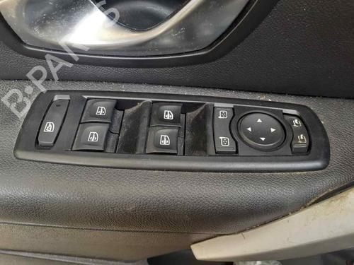 Used Left front window switch RENAULT FLUENCE (L3_) 1.5 dCi (L30B) (106 hp) 29904510