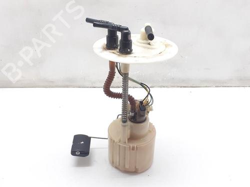 Used Fuel pump Fuel pump 8646772 8646772