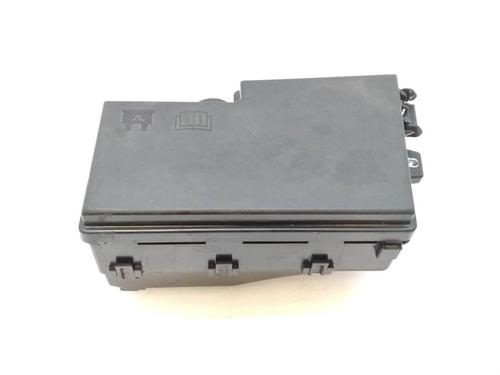 Used Fuse box Fuse box FORD KUGA I [2008-2012] 15989145 15989145