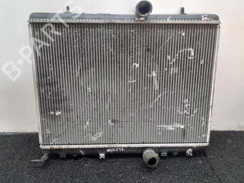 Used Water radiator Water radiator 8339631 8339631